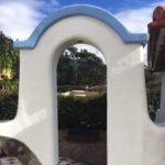 Arch connecting casa and casita (with lights)